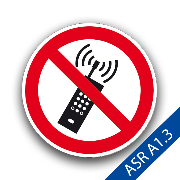 Eingeschaltete Mobiltelefone verboten - Verbotszeichen ASR A1.3 P013